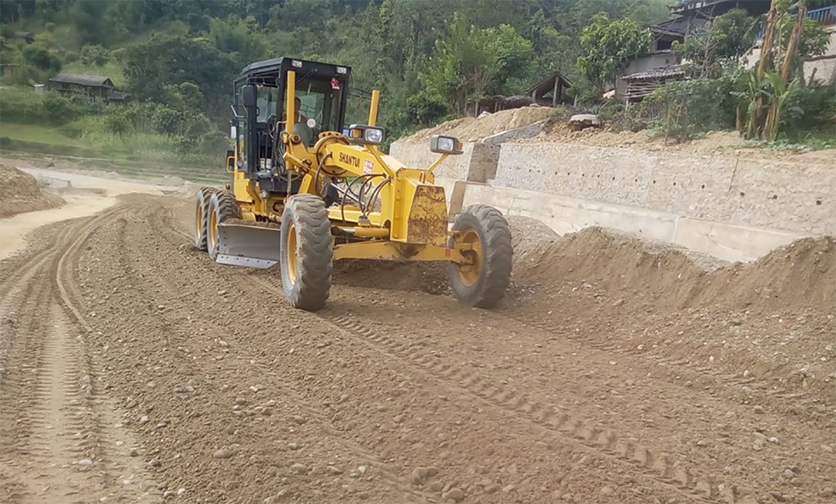 डेढ दशकमा ६४ प्रतिशत सम्पन्न भयो मध्यपहाडी राजमार्ग